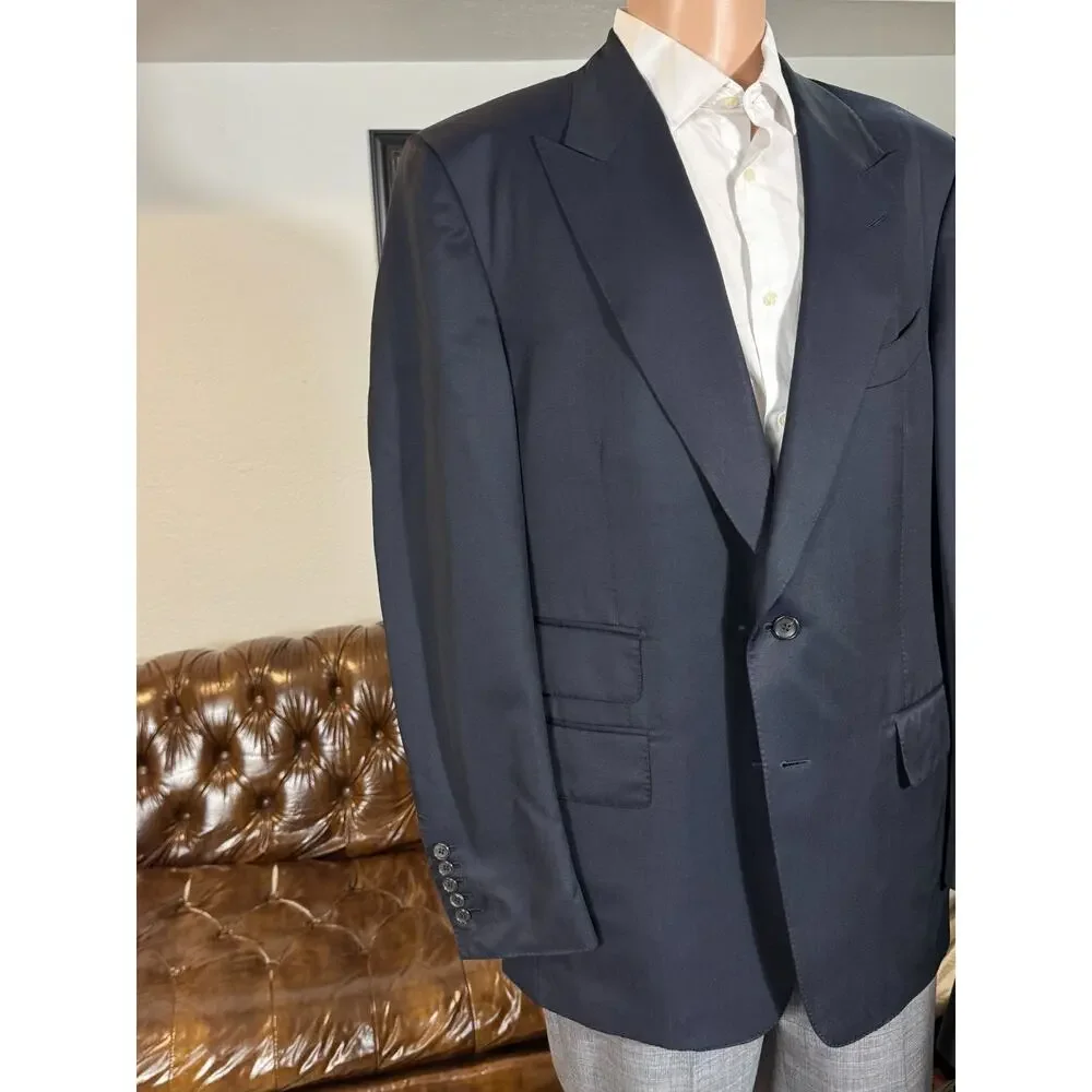 Tom Ford Navy Wool Mohair 2Pc Peak Lapel Suit Windsor 56 46R US 36x31 Trousers